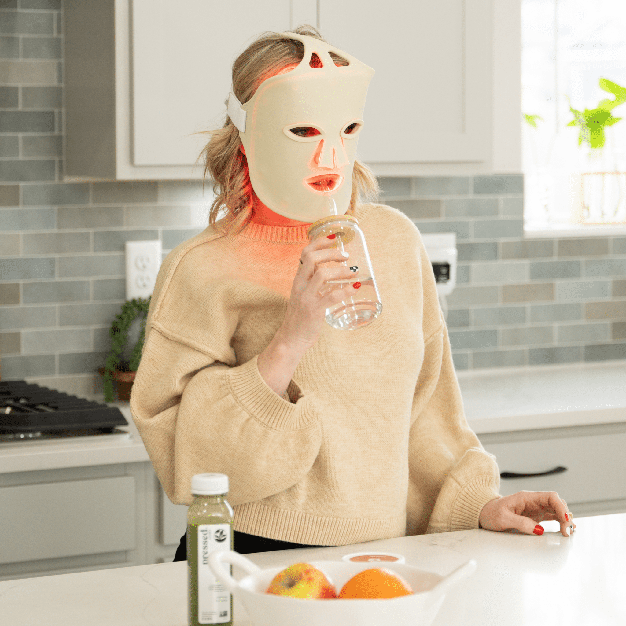 Red Light Therapy Face Mask - Fringe