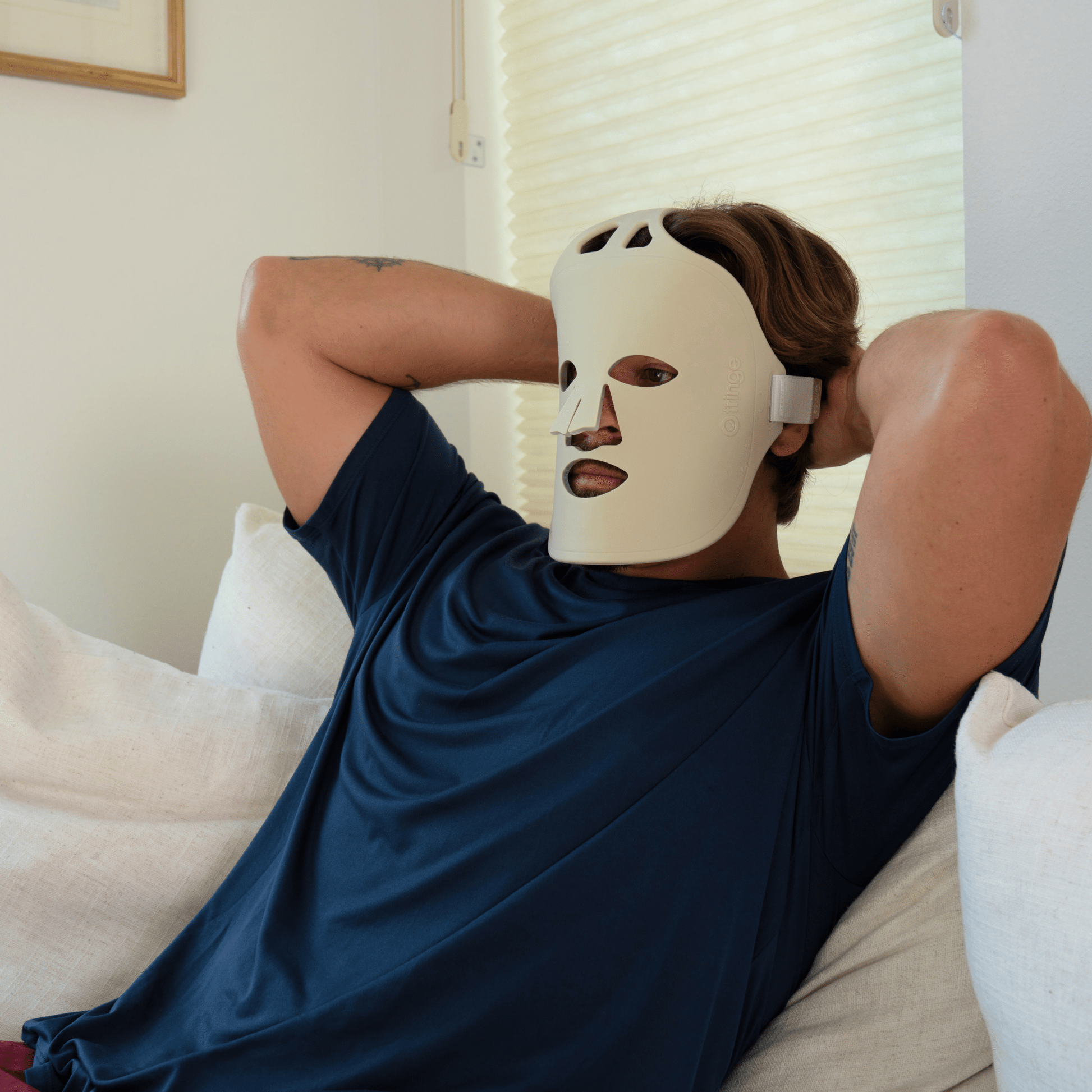 Red Light Therapy Face Mask - Fringe